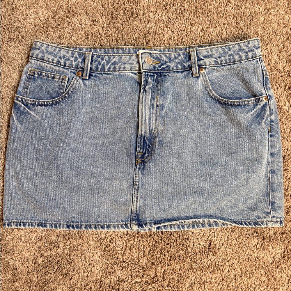 H&M Light Blue Denim Mini Skirt